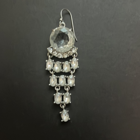 Banana republic earrings - Picture 2 of 3